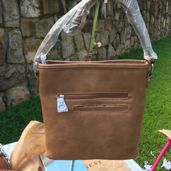 Montana West Concho Brown Crossbody - Picture 5 of 8